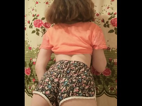 ❤️ Sexy jonk Babe deet hir Shorts op der Kamera of ❤️ Super Porn op Porno lb.rionews.top ﹏